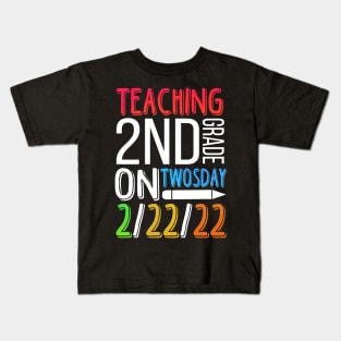 Humorous Teachers Of Twosday Saying Kids T-Shirt